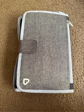 Munchkin Gray and White Travel Diaper Changing Organizer